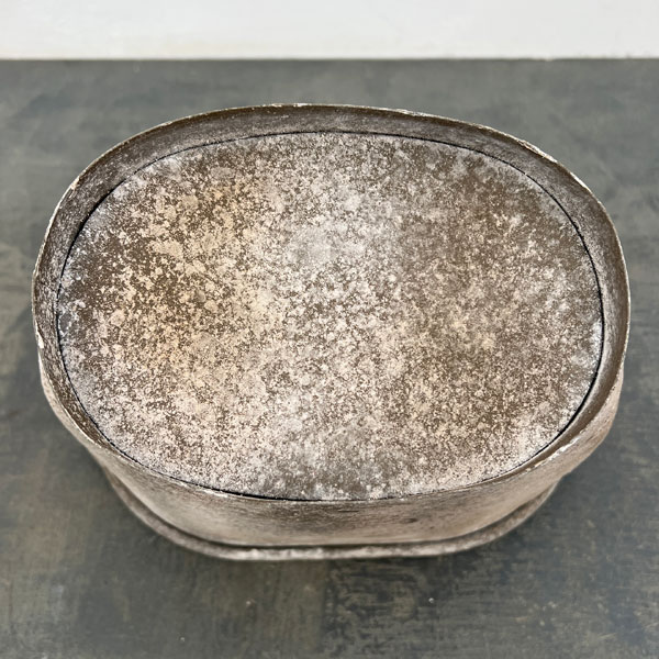 ミルヴァ：オーヴァルバケットL（幅34cm・奥行22cm／底穴なし）