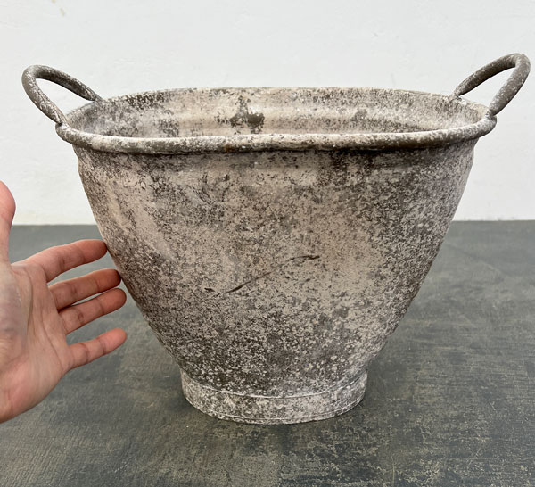 ミルヴァ：オーヴァルバケットM（幅29.5cm・奥行18.5cm／底穴なし）