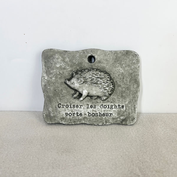 エリソンプレート(TP728)幅12.5cm、高さ9.7cm