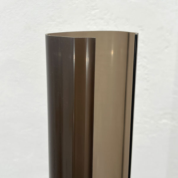 ねこの登り棒：ねこ型登り棒 （クリアブラック）L100ｃｍ（外寸：幅約8ｃｍ x 長さ100ｃｍ）