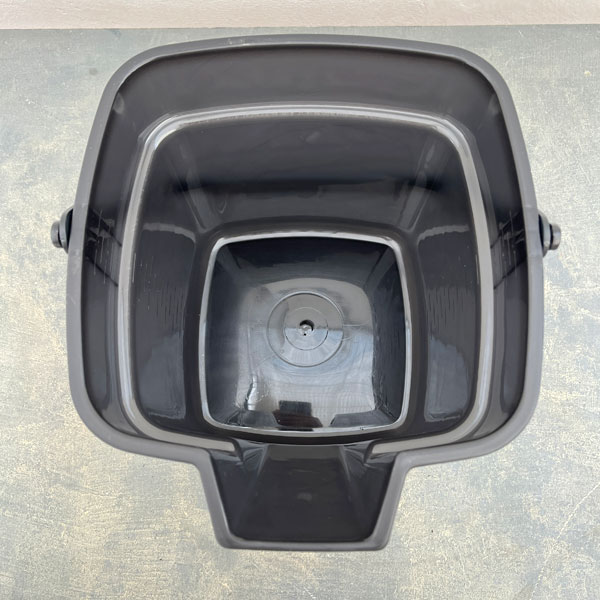 バケツ・エンジョイ 10L（29.5cm、28.2cm、高さ24cm） クリアブラック