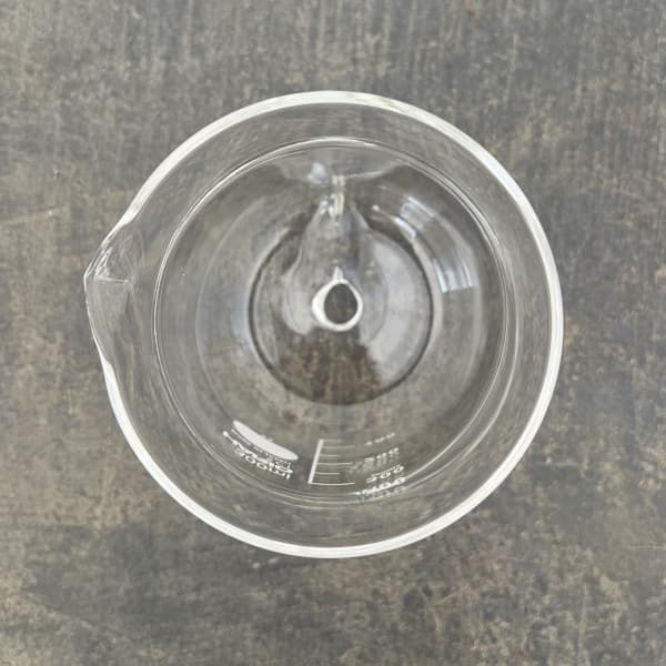 HARIO ビーカーの穴あき鉢 300ml 鉢皿付き（適応号数2.5～3号、直径7.8cm、高さ10.5cm）