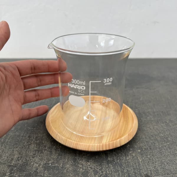 HARIO ビーカーの穴あき鉢 300ml 鉢皿付き（適応号数2.5～3号、直径7.8cm、高さ10.5cm）
