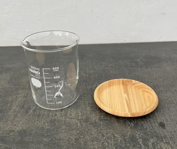 HARIO ビーカーの穴あき鉢 500ml 鉢皿付き（適応号数3号、直径9.2cm、高さ12.1cm）