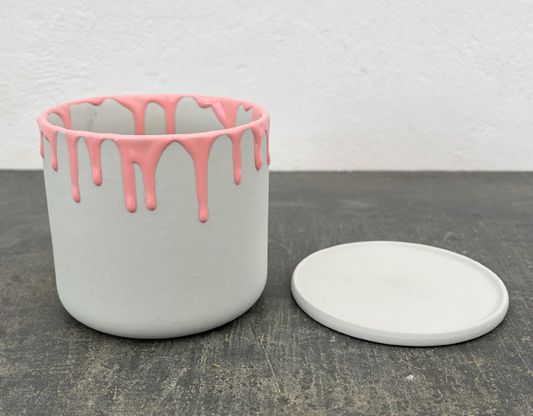 ドリーナ11G（直径11cm）グレー＆ピンク・皿付／84092