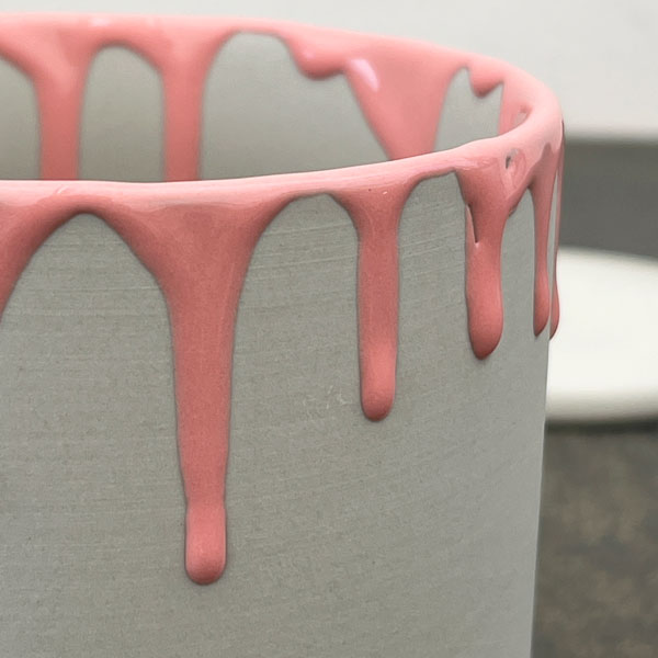 ドリーナ11G（直径11cm）グレー＆ピンク・皿付／84092