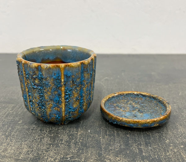 ソル：ポストS　ブルー4621（直径8cm）・皿付