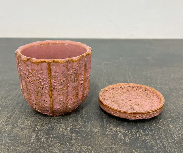 ソル：ポストS　ピンク4624（直径8cm）・皿付