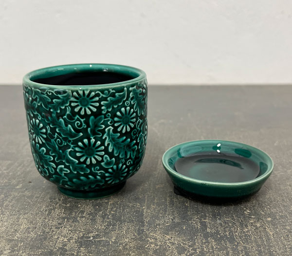 ソル:フロルミニ エメラルド4146(直径7cm)・皿付