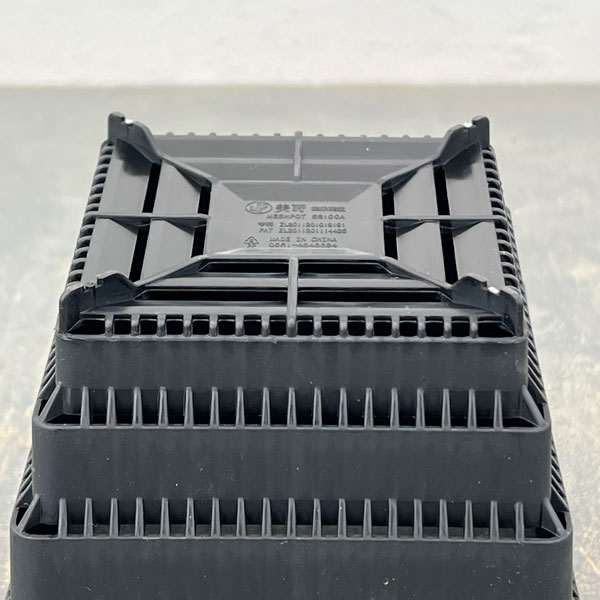 すごい根：メッシュ構造プラバチ　スクエアショート　3.5号