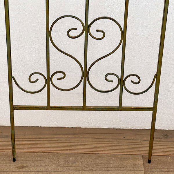Yinfaクラッシックアイアントレリス23F560 ラスティグリーン（高さ151cm、幅45cm）