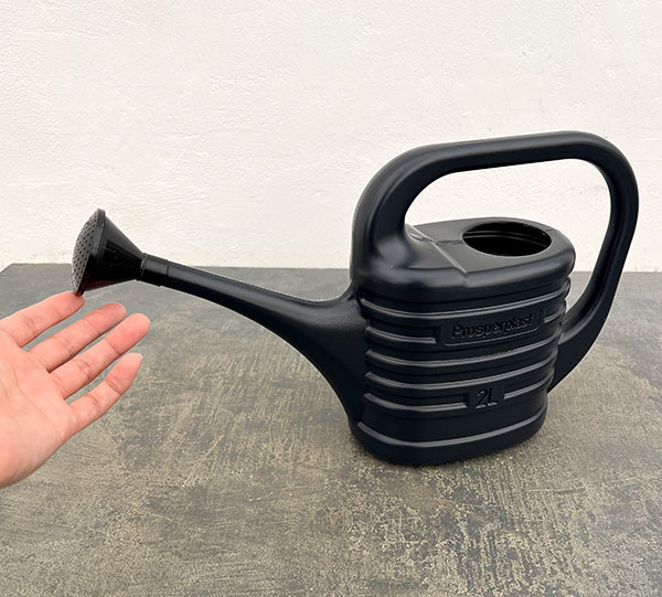 PROSP ZEBRA：ウォータリングカン 2L アントラシット（46028）