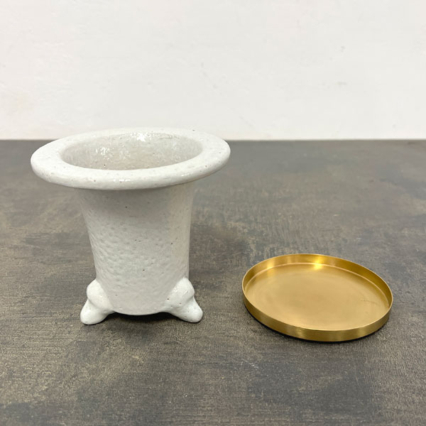 RAKU プランター 白 O-85（直径約12.5cm）・受け皿付き