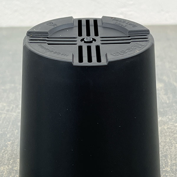 マセタ:プラスチックポット ベーシックロング サイズ3(外径7.8×高さ8.3cm)