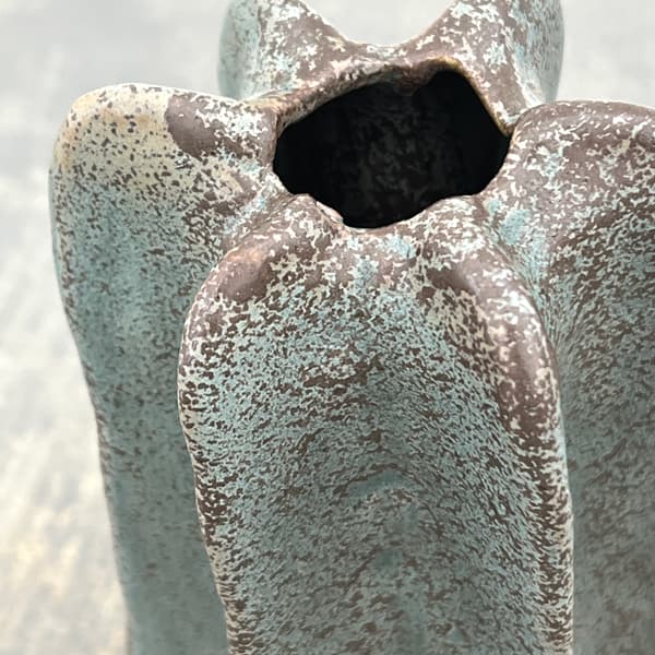 フラワーベース：パーボ（幅・奥行6.5cm、高さ14.5cm）559415