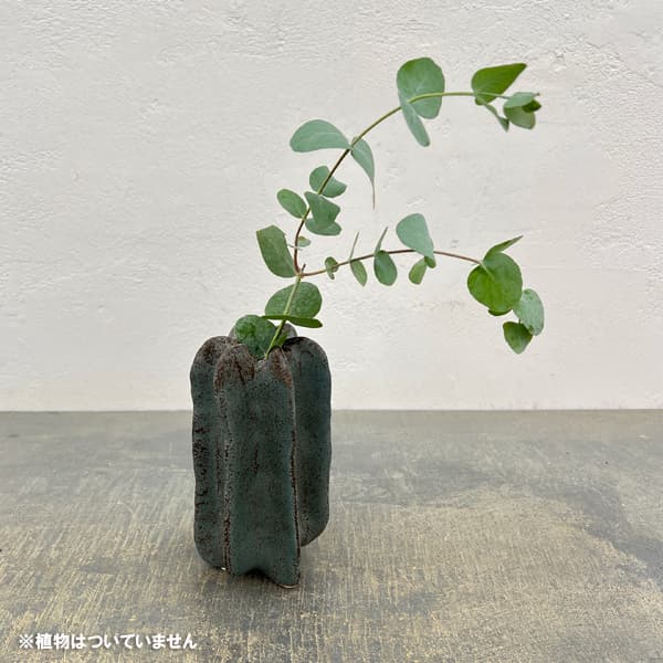 フラワーベース：パーボ（幅・奥行6.5cm、高さ14.5cm）559415