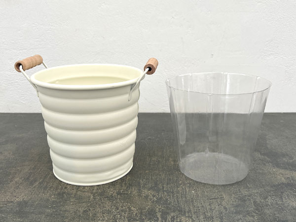 メタルソーホワイトL（直径17cm 高さ15.5cm）