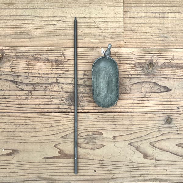 ブリキガーデンピック：バードB（幅18、奥行7.5、高さ51cm）（BAGG1002）