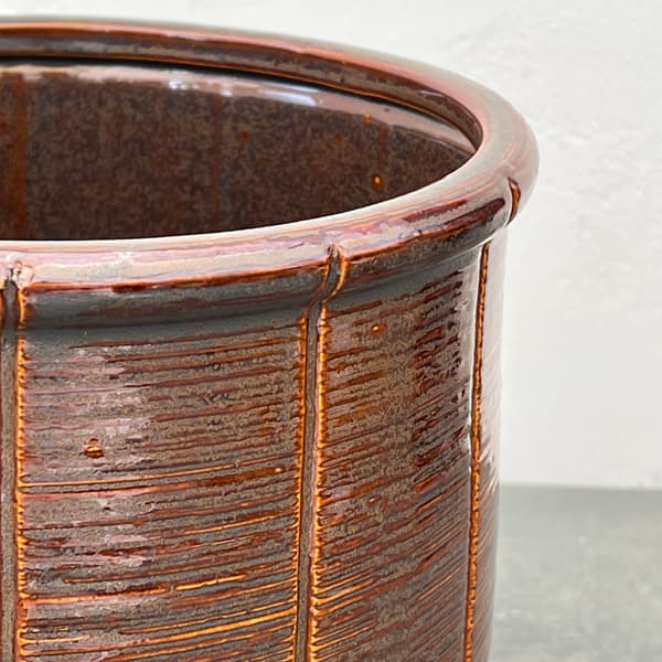 エンシェント ポット アンド ソーサー XLサイズ ブラウン（直径22.5cm、高さ20.2cm）