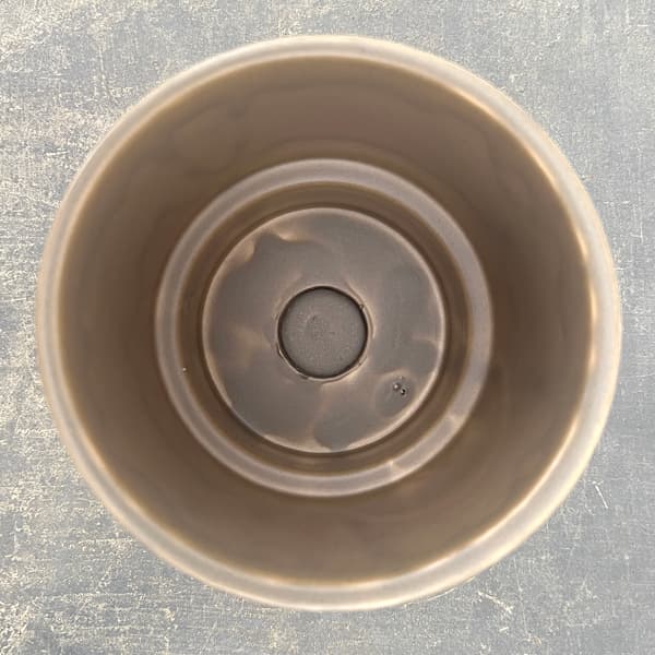 クラック ポット アンド ソーサー Mサイズ グレー（直径13.8cm、高さ14cm）