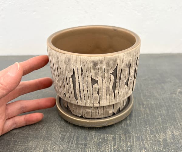 クラック ポット アンド ソーサー Sサイズ グレー（直径10.8cm、高さ10cm）