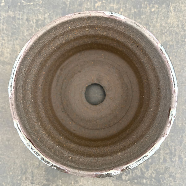 信楽焼き：鉄釉ソリ浅（直径約10cm）