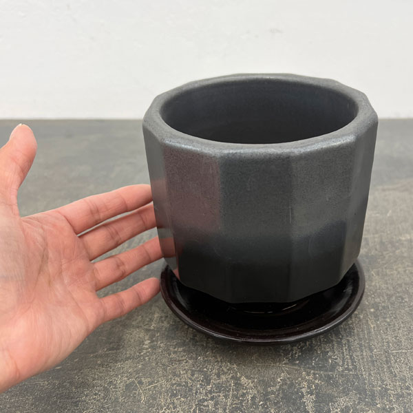 信楽焼き:デネブ グラファイト(直径約12.5cm)・受け皿付
