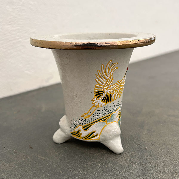 オモト鉢：錦鉢　鶴（つる）・白【268742】／外径10.2cm（内径7.5cm）