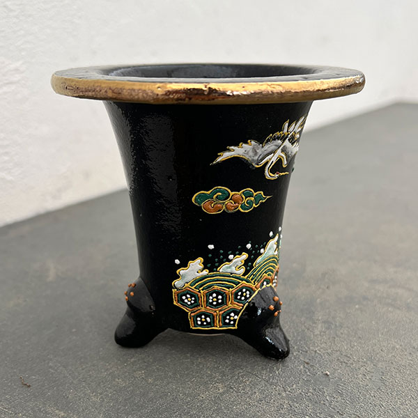 オモト鉢：錦鉢　鶴（つる）と波・黒【268743】／外径10.2cm（内径7.5cm）