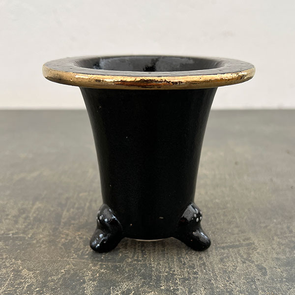 オモト鉢：錦鉢　鶴（つる）と菊・黒【268744】／外径10.2cm（内径7.5cm）