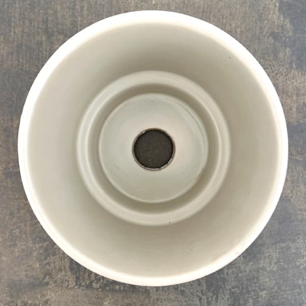 クラック ポット アンド ソーサー Mサイズ ホワイト タイプB(直径13.8cm、高さ14cm)