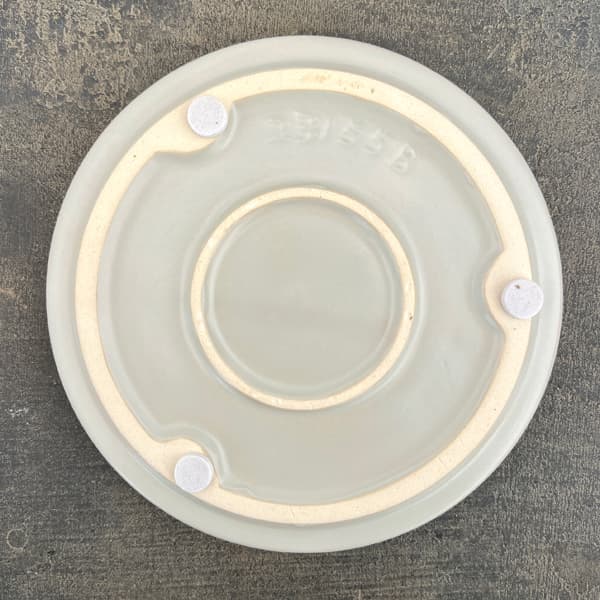 クラック ポット アンド ソーサー Mサイズ ホワイト タイプB(直径13.8cm、高さ14cm)
