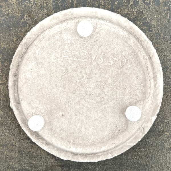 レリーフポット アンド ソーサー Sサイズ ホワイト(直径10.8cm、高さ10cm)