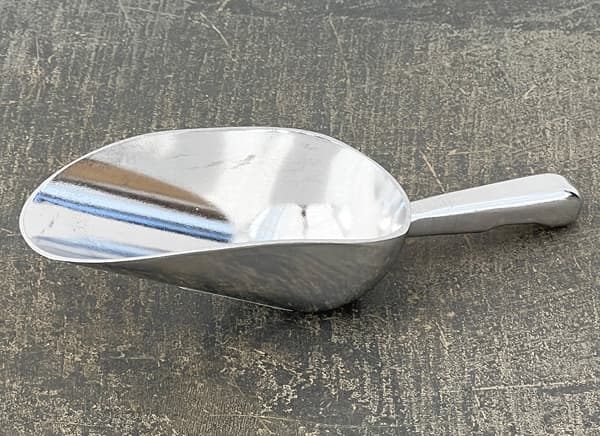アルミスコップ丸型 Sサイズ(18.7×6×4cm)