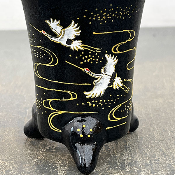 オモト鉢:錦鉢 鶴(つる)・黒【273790】/外径10.7cm(内径7.5cm)