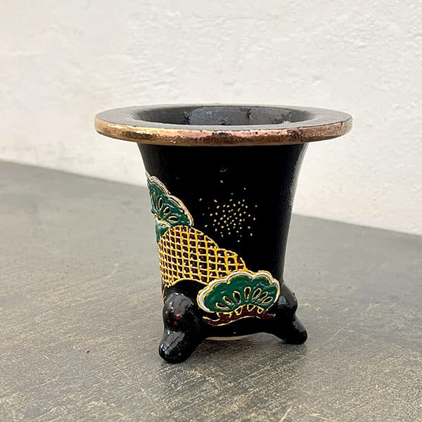 オモト鉢：錦鉢　松（まつ）・黒【232793】／外径10.4cm（内径7.4cm）