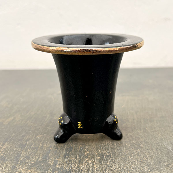 オモト鉢：錦鉢　鶴（つる）＆波・黒【273794】／外径10.2cm（内径7.3cm）