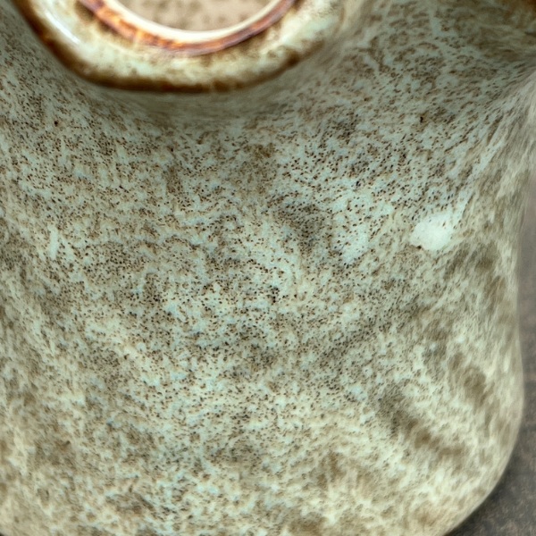 タロンポット アンド ソーサー Sサイズ ホワイト(幅13.5cm、高さ12.8cm)