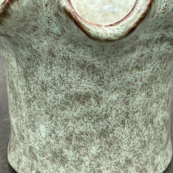 タロンポット アンド ソーサー Mサイズ ホワイト(幅17cm、高さ15cm)