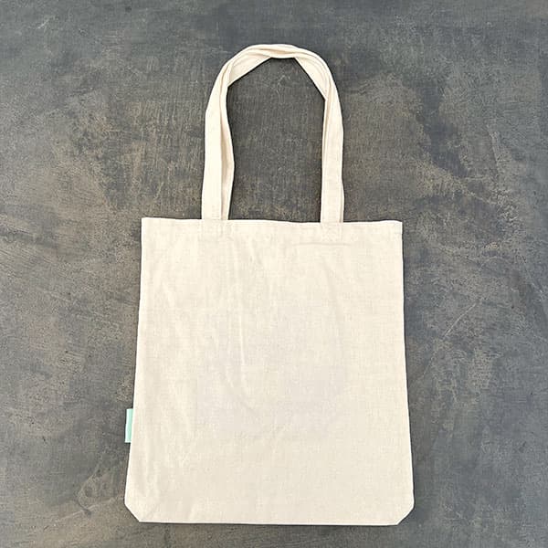 神戸ビオラ 刺繍バッグ(幅34cm、高さ38cm)