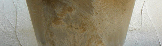 鉢・トレリス・ツールなどの資材