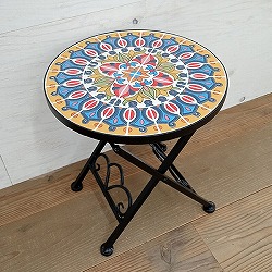 アクセントテーブル：カラフルCIN-22（直径36ｃｍ）