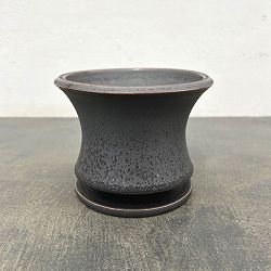 アロイ ポット アンド ソーサー：Mサイズ（直径11.7cm、高さ9.6cm）