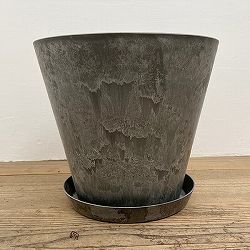 アートストーン ラウンド グレー 32cm（直径32cm）とソーサーのセット