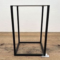 黒角花台ロー　Mサイズ（幅20cm、奥行20cm、高さ30cm）AFBK24-3S