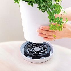 置くだけで通気・排水できるポットスタンド M