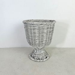 ガンセトカップMアンティークホワイト（KM794）直径17.5cm、高さ20.5cm（内径15.5cm）