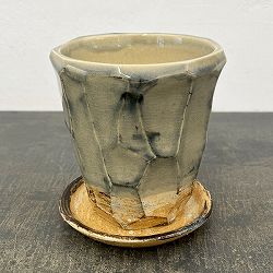 信楽焼き：アヤメポット M（直径約14cm）グレー・受け皿付