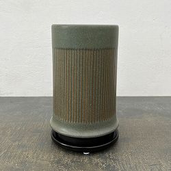 ミネルバ：トール緑（直径約13cm・高さ21.5cm）／黒マット受け皿付き