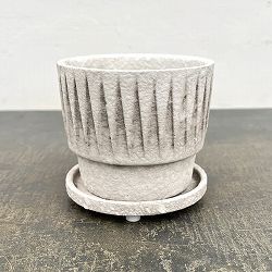 レリーフポット アンド ソーサー Sサイズ ホワイト（直径10.8cm、高さ10cm）